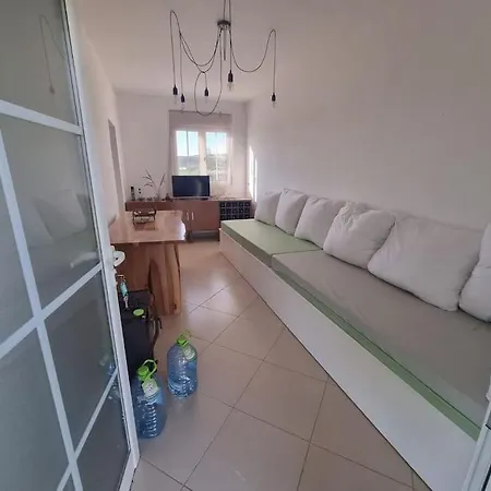 House Near 'plazhi San Pietro' * Fushe-Drac
